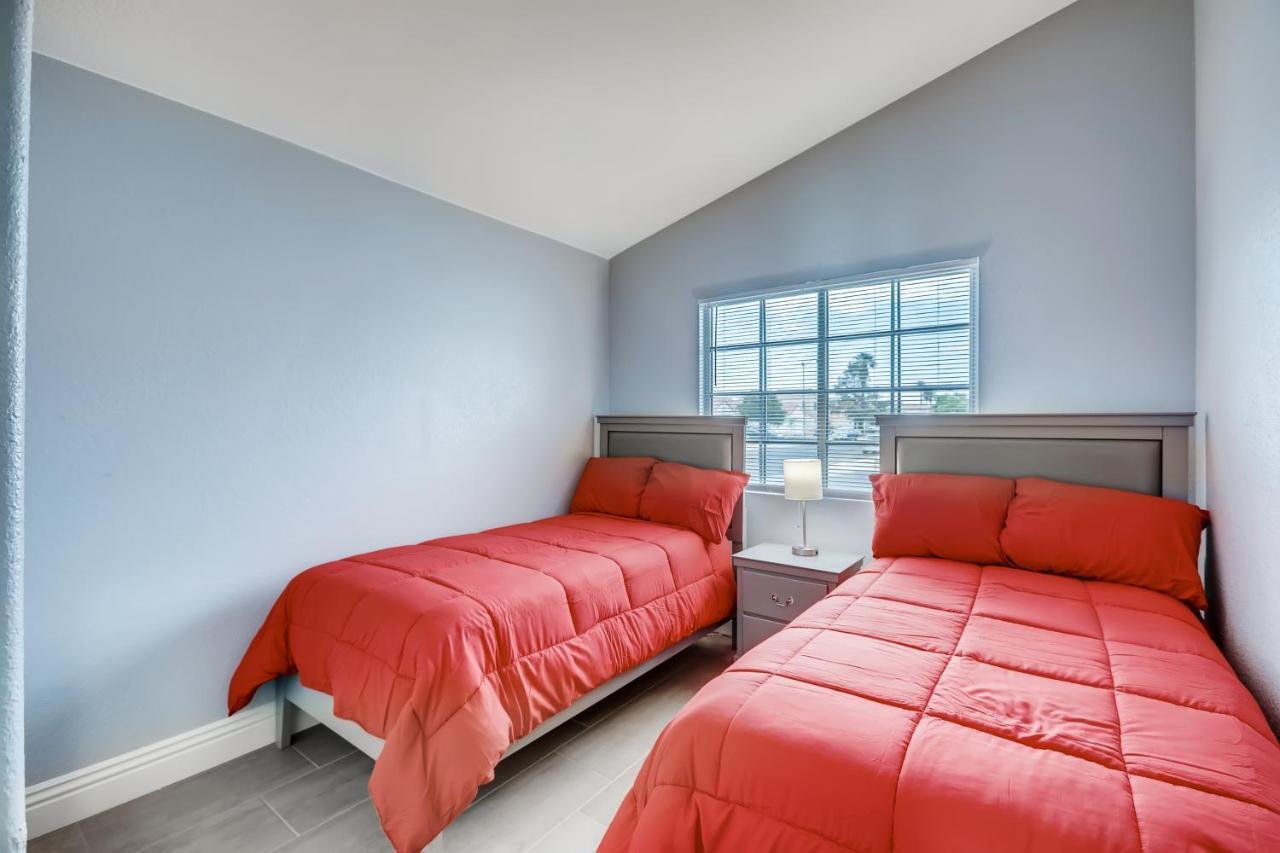 Luxurious House With A Pool, Spa, And Patio, Sleeps 6 Comfortably Las Vegas Zewnętrze zdjęcie