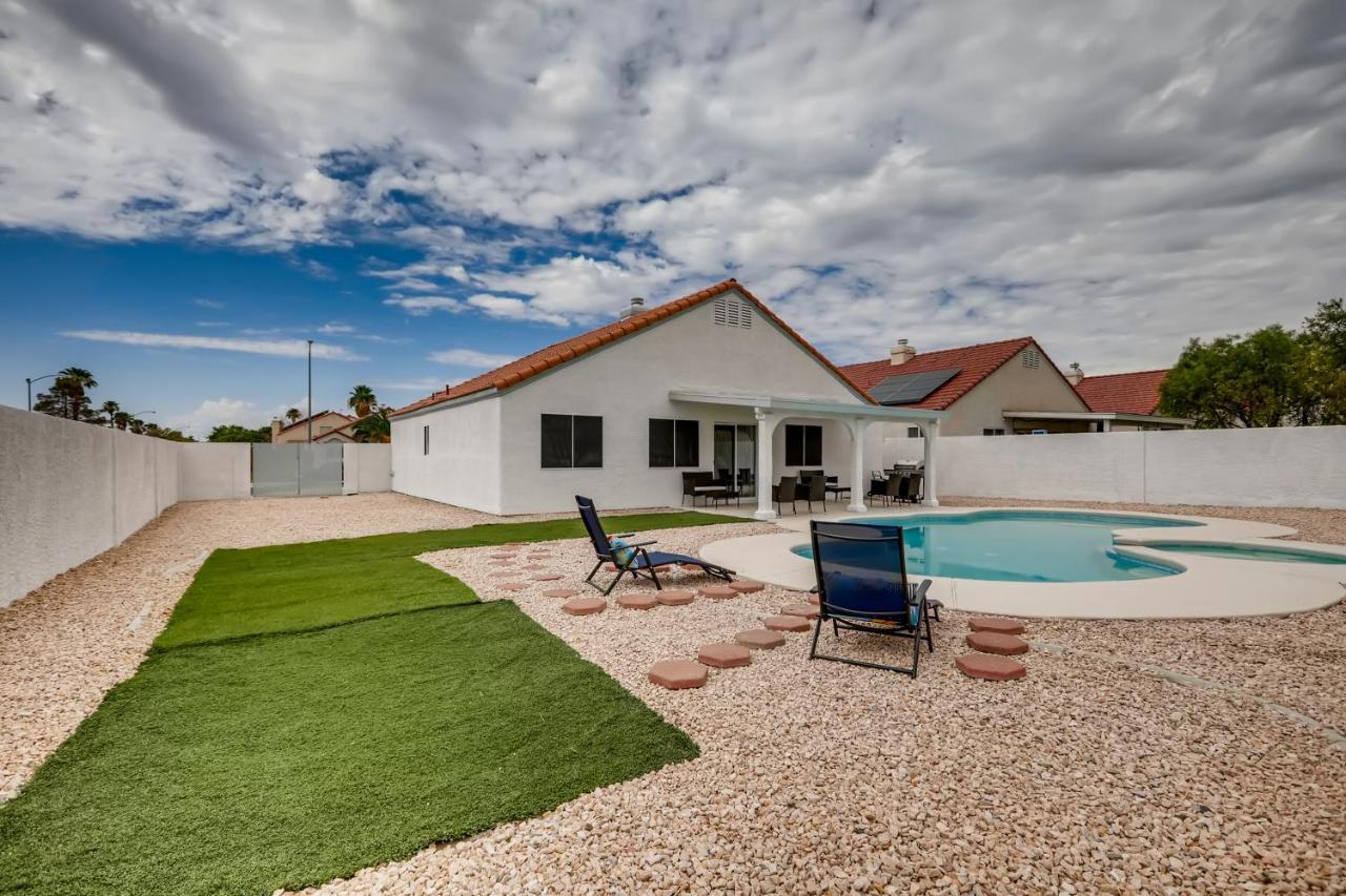 Luxurious House With A Pool, Spa, And Patio, Sleeps 6 Comfortably Las Vegas Zewnętrze zdjęcie